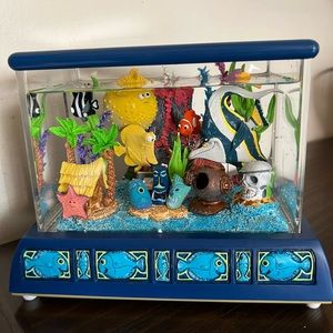 Disney finding Nemo snow globe